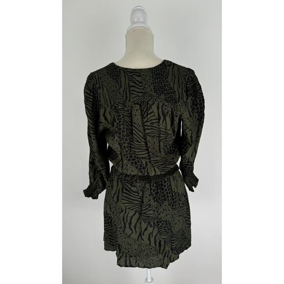 Rails Zana Mini Olive Mixed Animal Stripe Dress Womens XS Long Sleeve V Neck - Picture 8 of 15